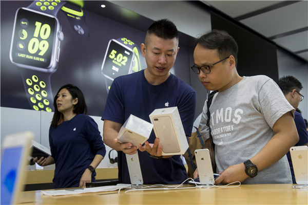 探索未来，澳门与香港在2025年的全面免费政策深度解读与热评